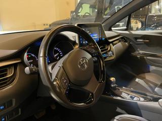 TOYOTA C-HR usata, con Climatizzatore