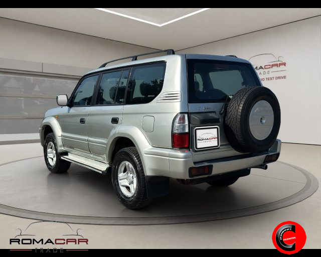 TOYOTA Land Cruiser usata, con Fendinebbia