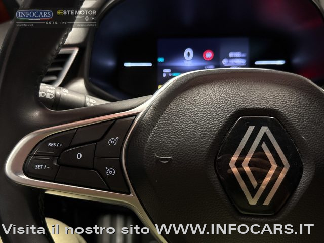 RENAULT Clio usata, con Touch screen
