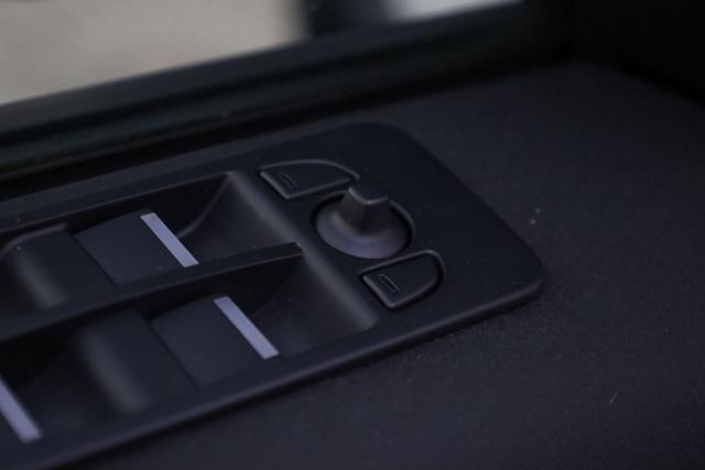 LAND ROVER Discovery usata, con Fari Xenon