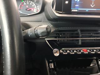 PEUGEOT 2008 usata, con Cruise Control