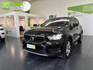 VOLVO XC40 2.0 d3 AWD MOMENTUM