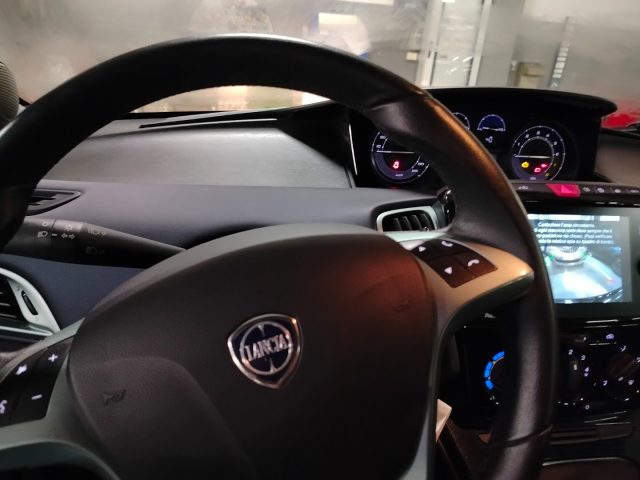 LANCIA Ypsilon usata 25