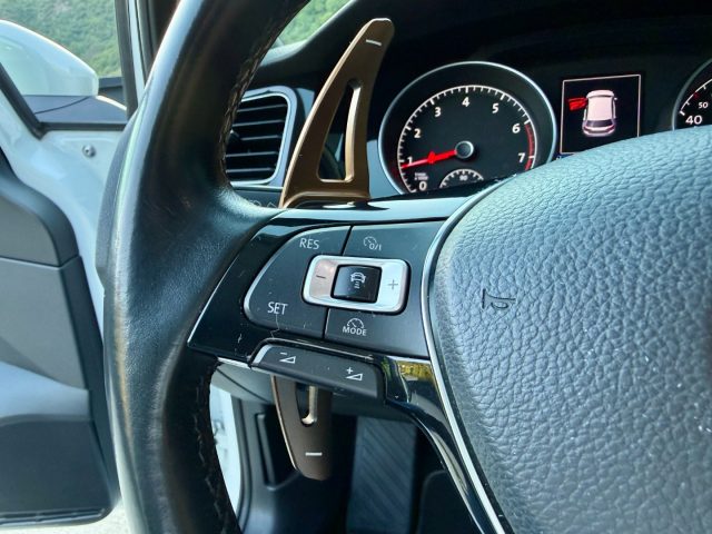 VOLKSWAGEN Golf usata, con Controllo automatico clima