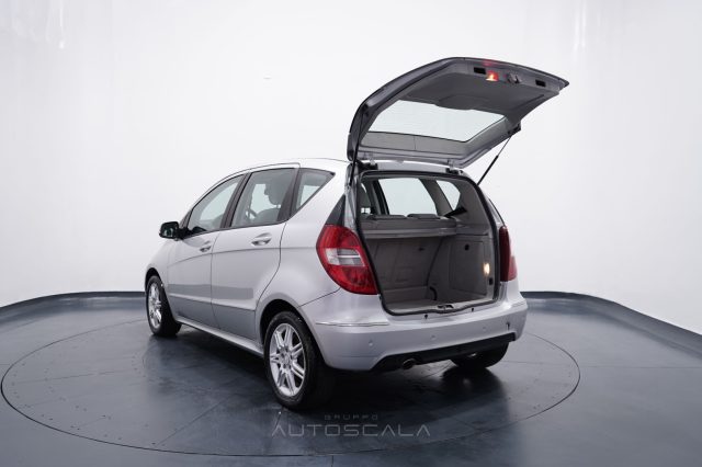 MERCEDES-BENZ A 180 usata 28