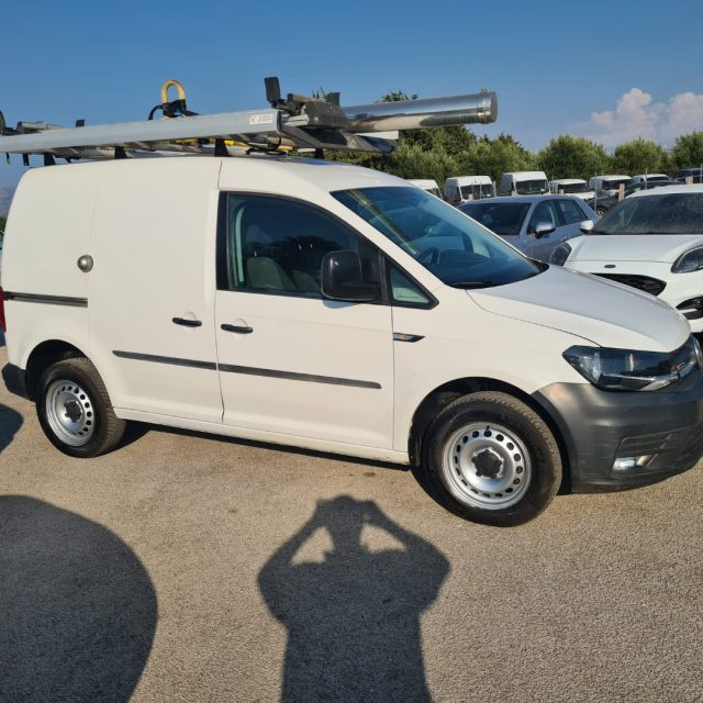 VOLKSWAGEN Caddy usata, con ESP