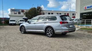 VOLKSWAGEN Passat Variant usata, con Climatizzatore