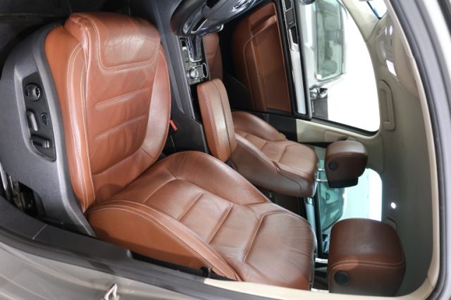 VOLKSWAGEN Touareg usata, con Climatizzatore