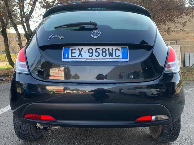 LANCIA Ypsilon usata, con Autoradio