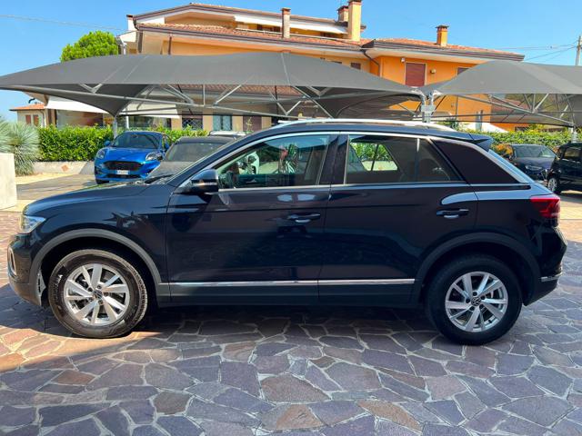 VOLKSWAGEN T-Roc usata, con Autoradio