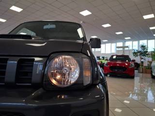 SUZUKI Jimny usata, con MP3