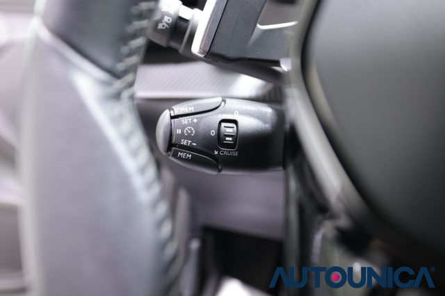 PEUGEOT 208 usata, con Fari LED