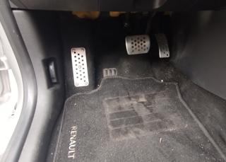 RENAULT Clio usata, con Sensori di parcheggio posteriori