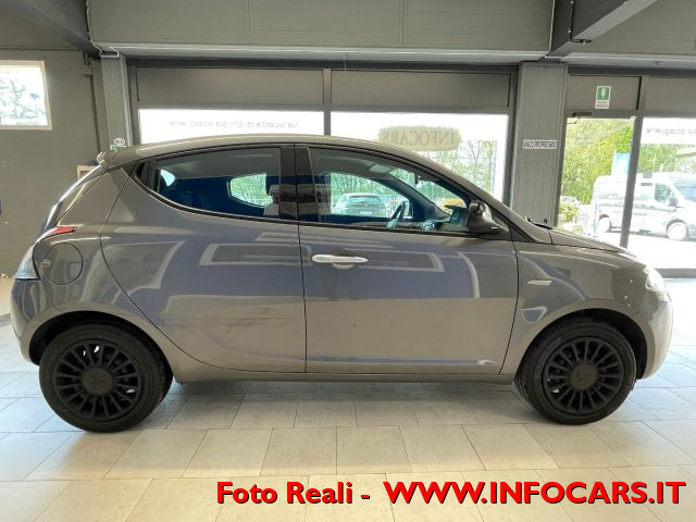 LANCIA Ypsilon usata, con Controllo trazione