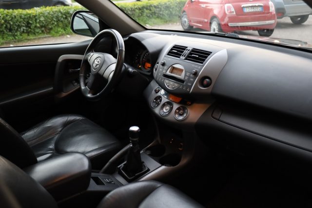 TOYOTA RAV 4 usata 76