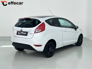 FORD Fiesta usata, con Autoradio