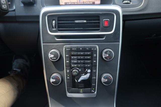 VOLVO V60 usata 65