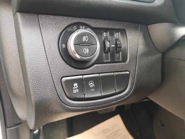 OPEL Karl usata, con Vetri oscurati