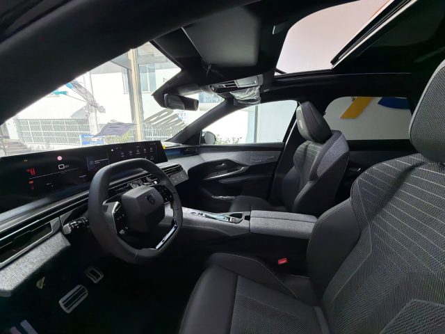 PEUGEOT 3008 usata, con Airbag testa