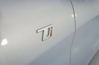 ALFA ROMEO Stelvio usata, con Autoradio digitale