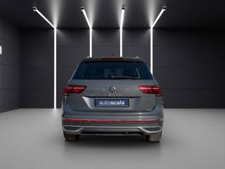 VOLKSWAGEN Tiguan usata, con Airbag Passeggero