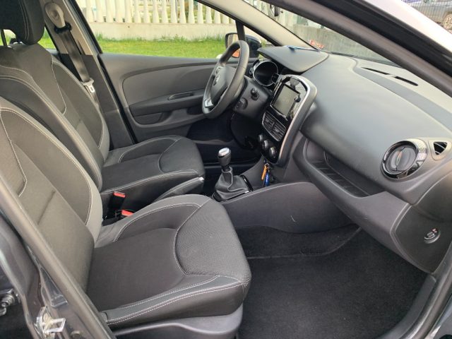 RENAULT Clio usata, con Controllo trazione