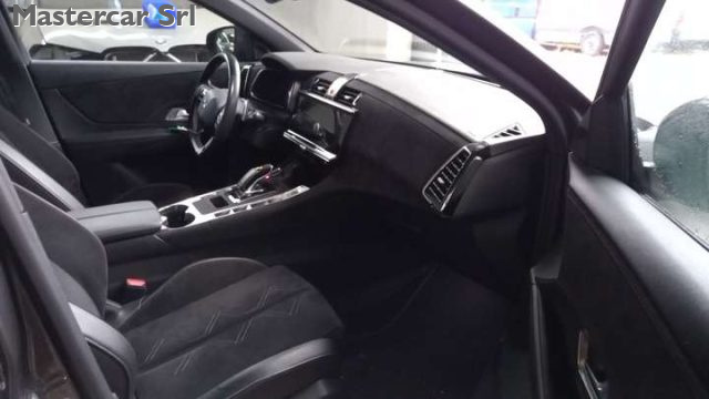 DS AUTOMOBILES DS 7 usata, con Boardcomputer