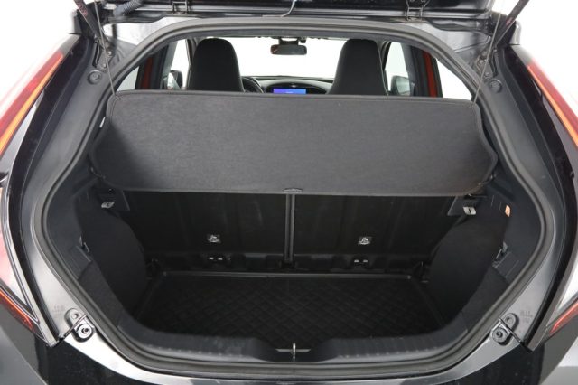 TOYOTA Aygo X usata 5