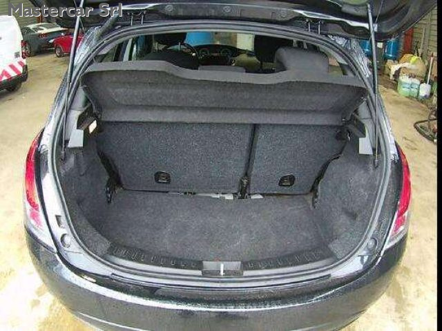 LANCIA Ypsilon usata, con Volante in pelle