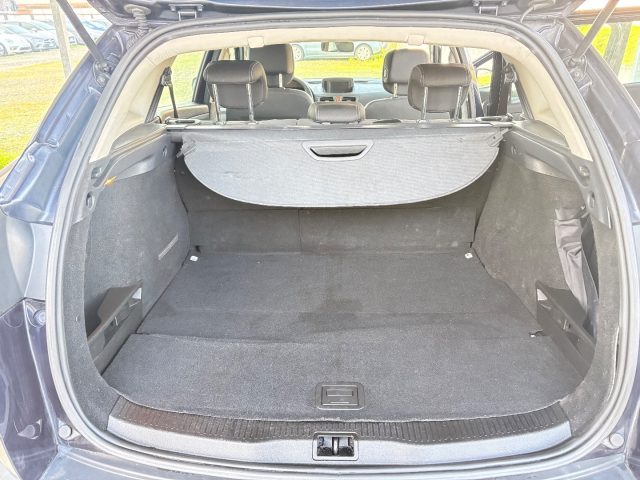 RENAULT Megane usata, con Sensori di parcheggio posteriori