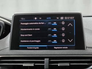 PEUGEOT 3008 usata, con Sensori di parcheggio posteriori