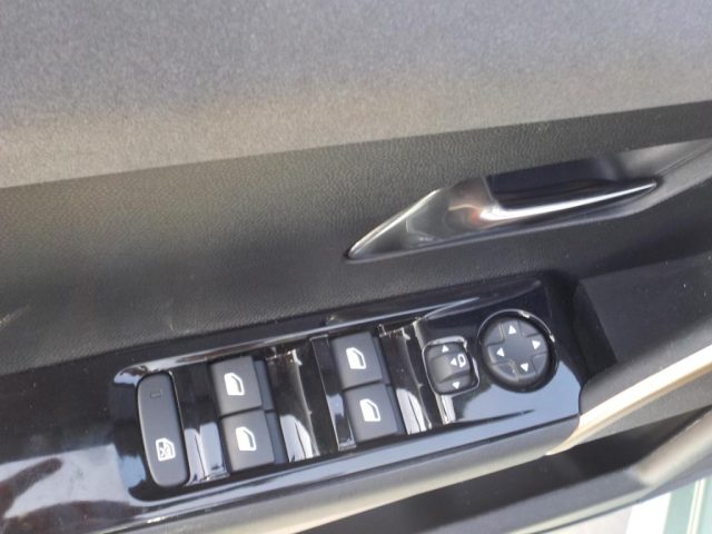 LANCIA Ypsilon usata, con Sedile posteriore sdoppiato