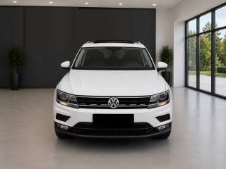 VOLKSWAGEN Tiguan usata, con Autoradio