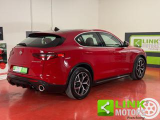ALFA ROMEO Stelvio usata, con Autoradio digitale