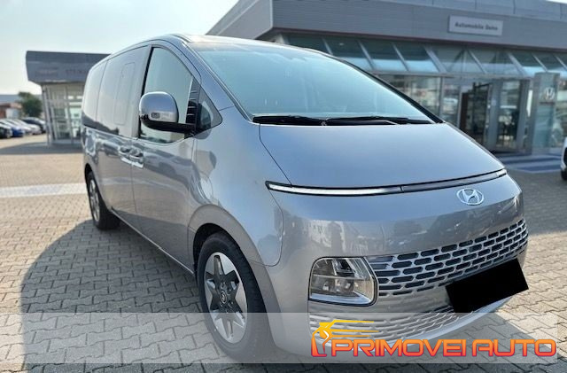 HYUNDAI Staria usata, con Cerchi in lega