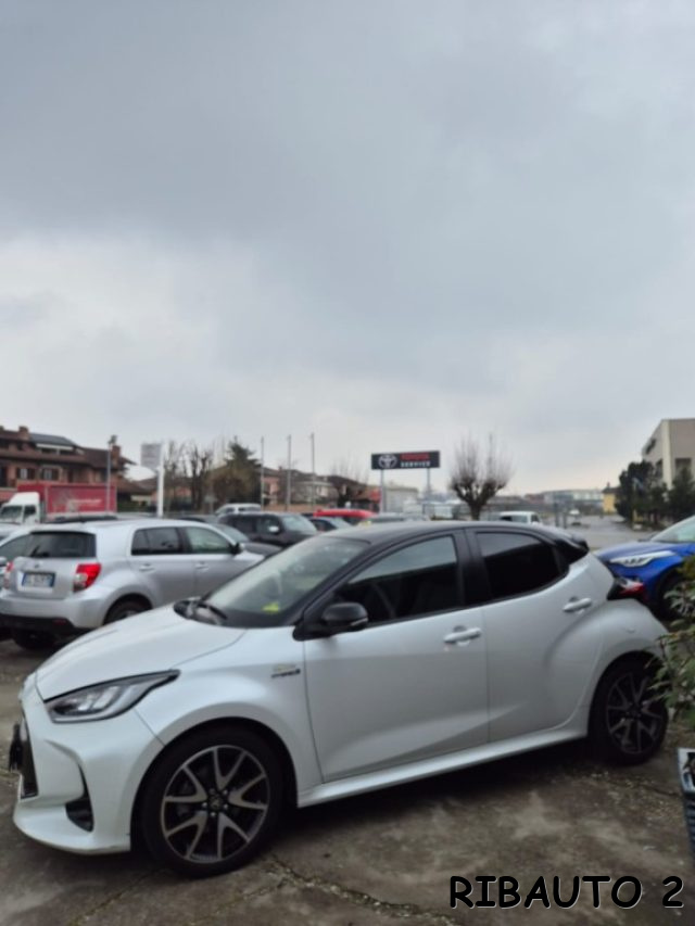 TOYOTA Yaris usata, con Cerchi in lega