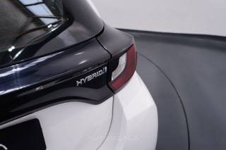 TOYOTA Yaris usata, con Riconoscimento dei segnali stradali