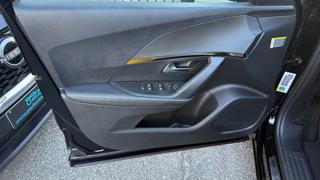 PEUGEOT 2008 usata, con Interni in pelle