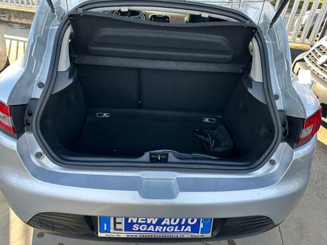 RENAULT Clio usata, con Climatizzatore