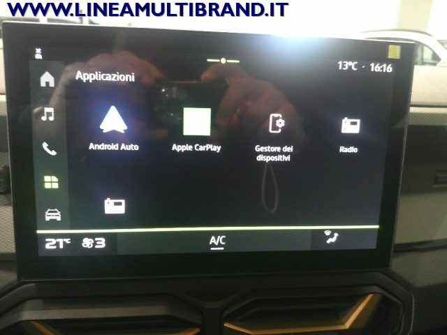 DACIA Duster usata, con USB