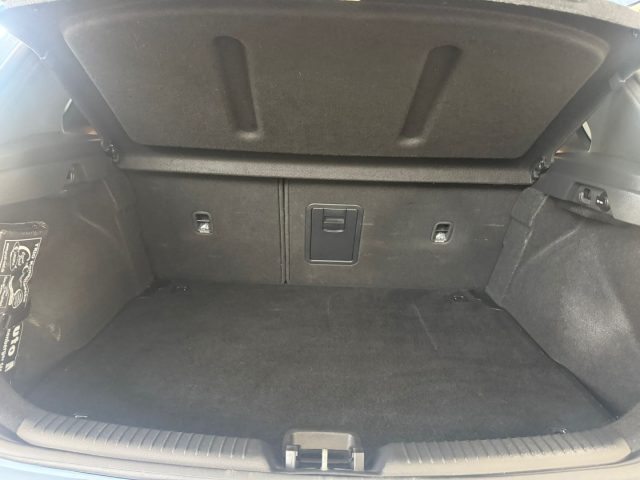 HYUNDAI i30 usata, con USB