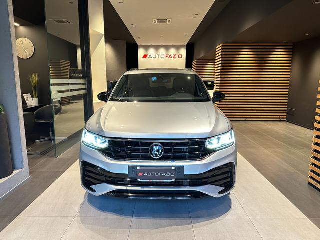 VOLKSWAGEN Tiguan usata, con Volante in pelle