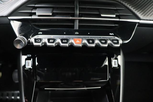 PEUGEOT 2008 usata, con Volante in pelle