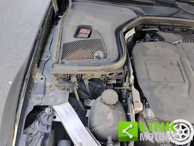 MERCEDES-BENZ E 220 usata, con Servosterzo