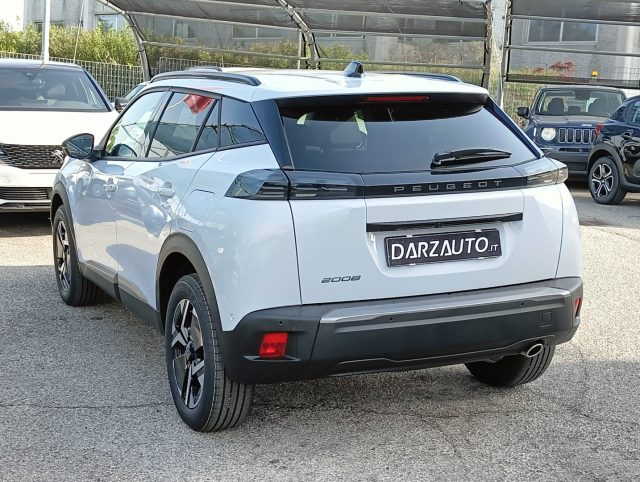PEUGEOT 2008 usata, con Volante in pelle