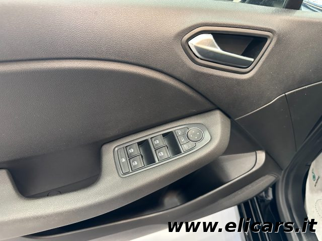 RENAULT Clio usata, con USB
