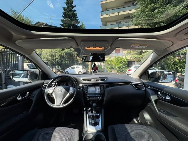 NISSAN Qashqai usata, con Boardcomputer