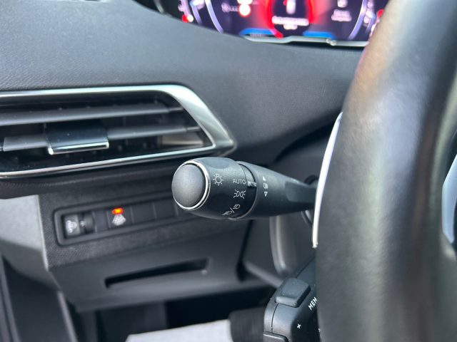 PEUGEOT 3008 usata, con Servosterzo
