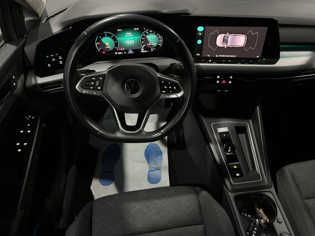 VOLKSWAGEN Golf usata, con Autoradio