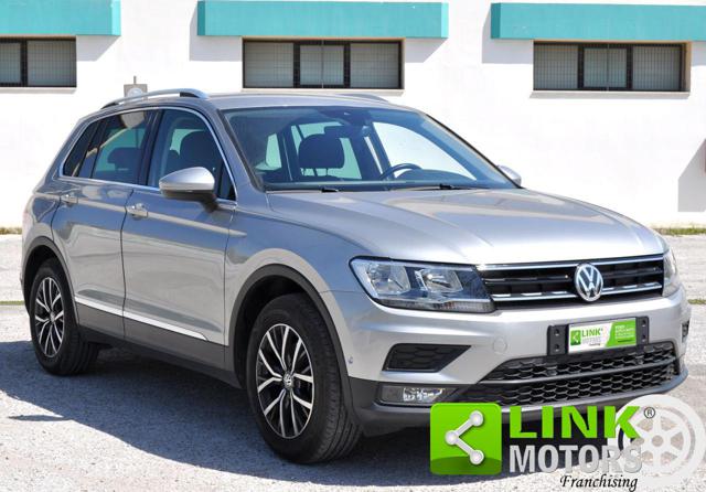 VOLKSWAGEN Tiguan usata, con Autoradio